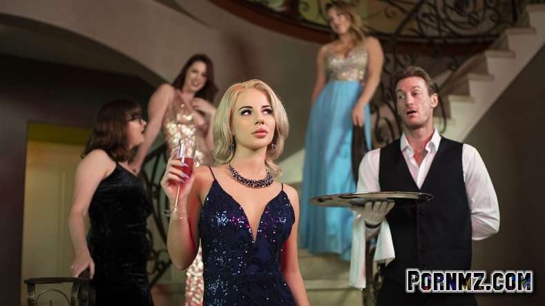 Babes – Seducing the Service