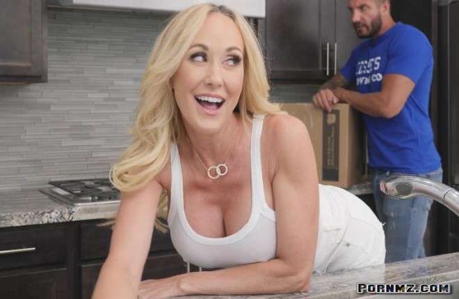 PureMature – Sexy Cougar Brandi Love Seduces The Mover