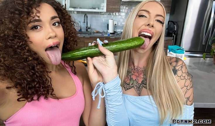 WeLiveTogether – Willow Ryder Cassidy Luxe Baking With Babes
