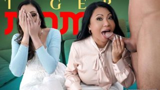 TigerMoms Krystal Davis Kaya Knight Just the Way I Like It Pornmz