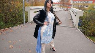 PublicAgent Aaliyah Yasin The Present In The Pocket Pornmz