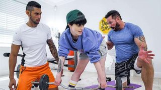 [Tomboyz] Decay Raee – Two Trainers For One Tomboy