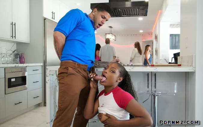 [RKPrime] Rhae Woods – Spread Em Its An Open House