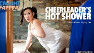 CaughtFapping Kimmy Kimm Cheerleaders Hot Shower Pornmz