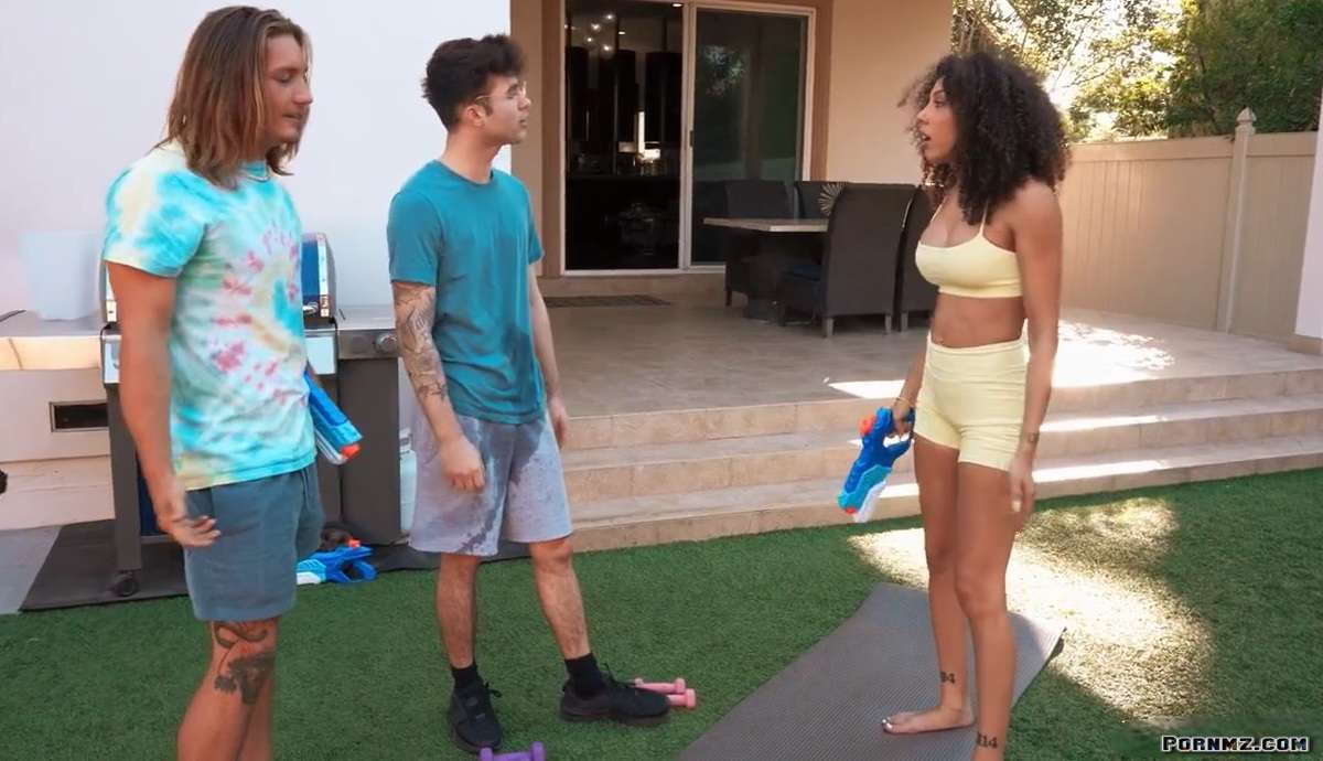 [RealityKings] Frecklemonade – Yoga Interrupted